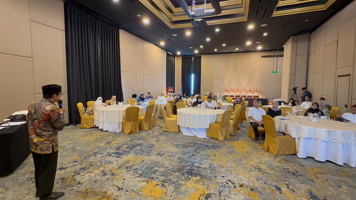 Bekal Ilmu Sebelum ke Tanah Suci: Manasik Umroh Munatour Grup 10 & 11 Januari 2026 Bekal Ilmu Sebelum ke Tanah Suci: Manasik Umroh Munatour Grup 10 & 11 Januari 2026