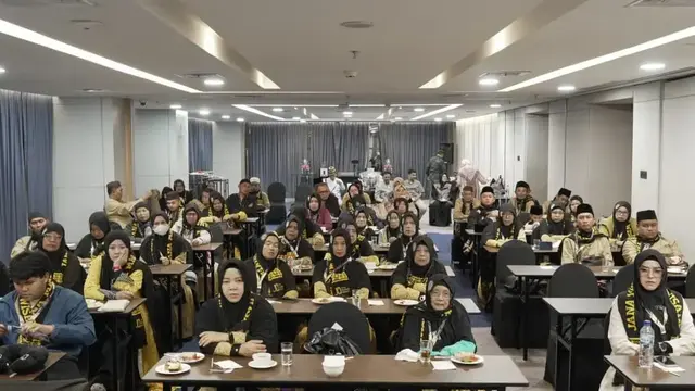 Estimasi Biaya Umroh Private Keluarga (4-6 Orang)