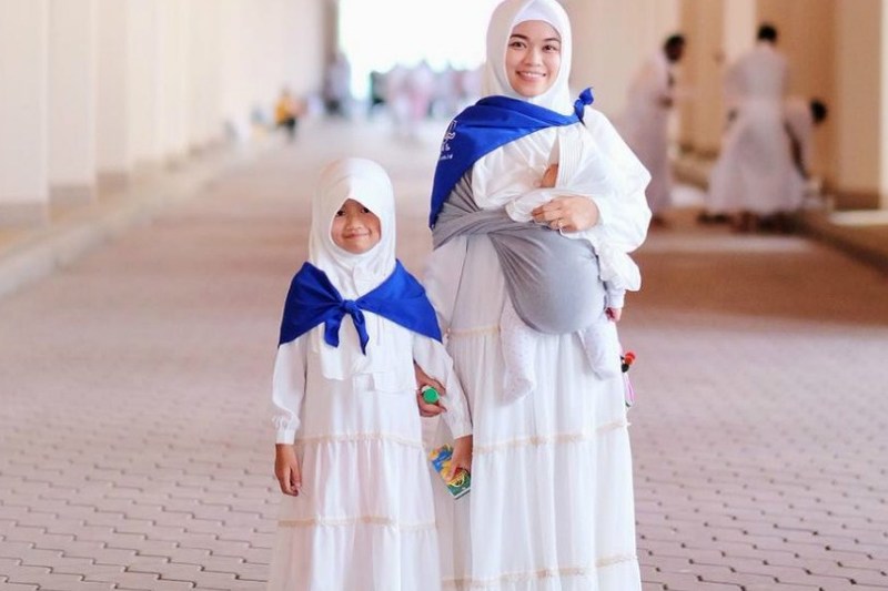 Bagaimana Cara Umroh Bersama Anak?