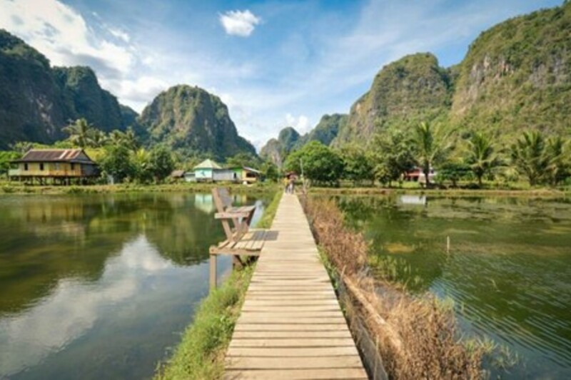 Wisata Rammang-rammang Gugusan  Karst Terbesar Ketiga di Dunia (#kesulselmi)