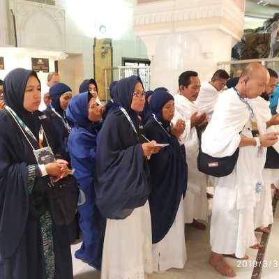 Jamaah sedang berdoa saat Sya'i