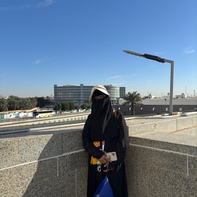 Alhamdulillah, saget umroh bareng JMI Tours. Sedantenipun sae, mulai saking fasilitas ngantos bimbinganipun. Kulo remen sanget. Mugi-mugi barokah.