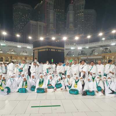 JAMAAH UMRAH ASAMULIATOUR AND TRAVEL BERSAMA BANK BSI