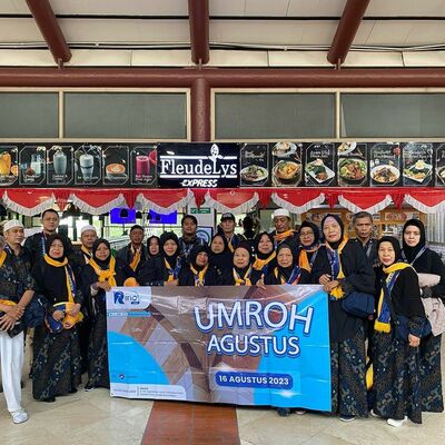 Program Umroh 16 Agustus Paket 13 Hari