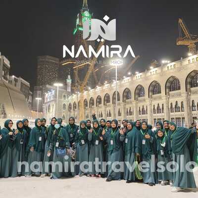 Umrah Keluarga Besar Santri Group Solo