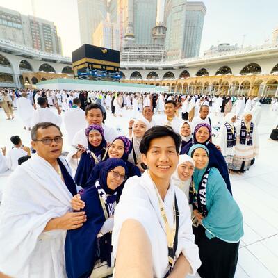 Momen Bahagia Jamaah Umroh Hadiyya (Desember 2023)