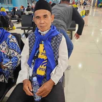 "Pelayanan yang sangat ramah dan profesional. Dari keberangkatan hingga kembali ke tanah air, semua difasilitasi dengan baik. Semoga Amasya Tour terus amanah dan menjadi pilihan utama jamaah."