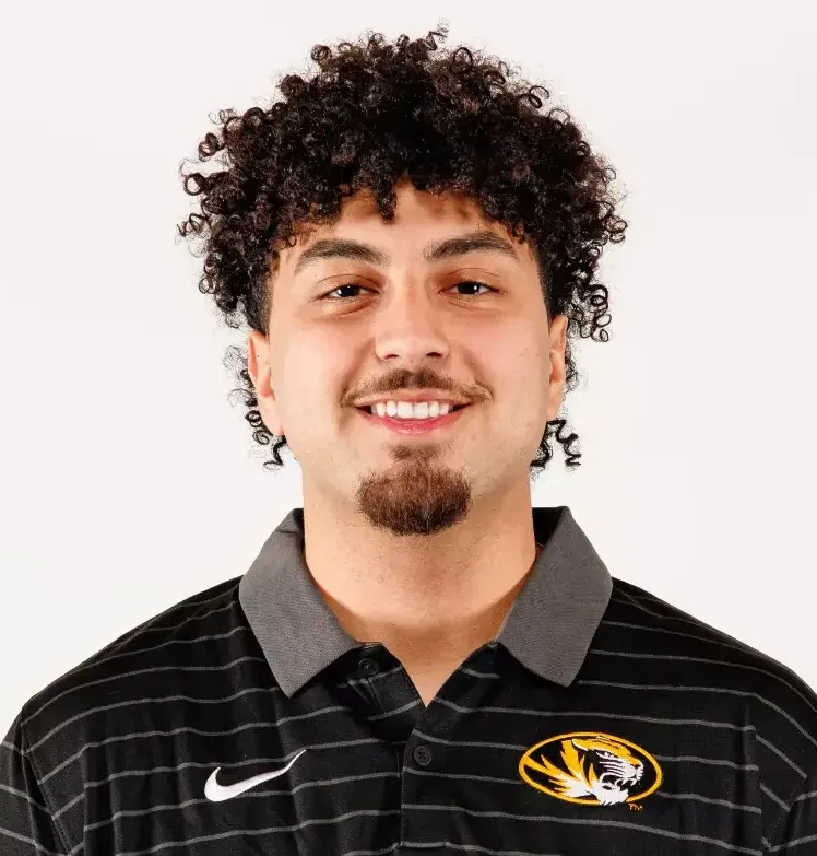 Mark Shenouda headshot