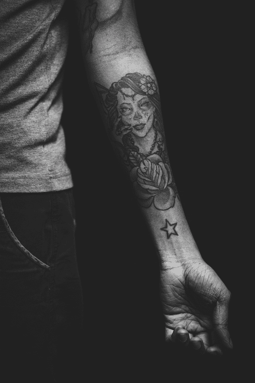 Shan arm Photo by © Paulius Staniunas