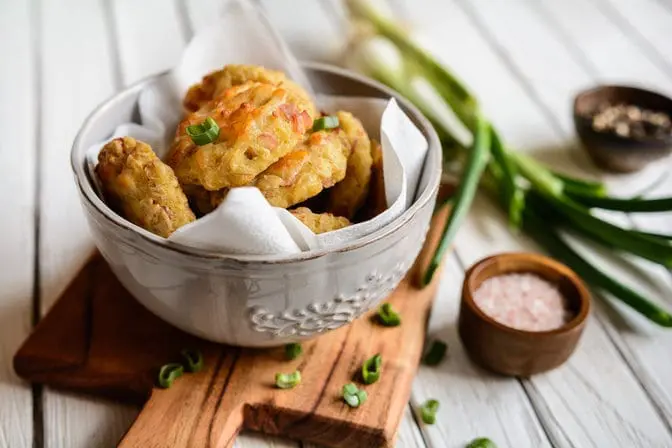 Cauliflower Biscuits With Bacon & Jalapeño