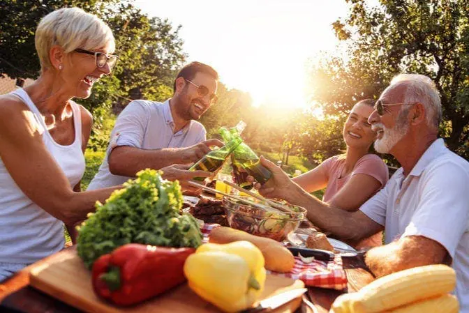 People enjoying a healthy meal