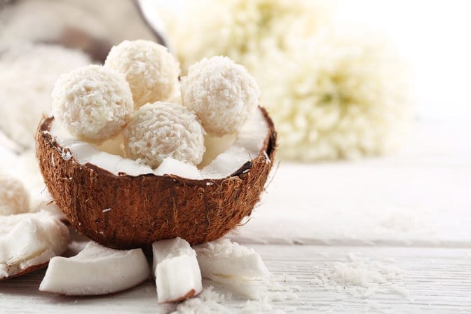 Coconut balls Coconut balls