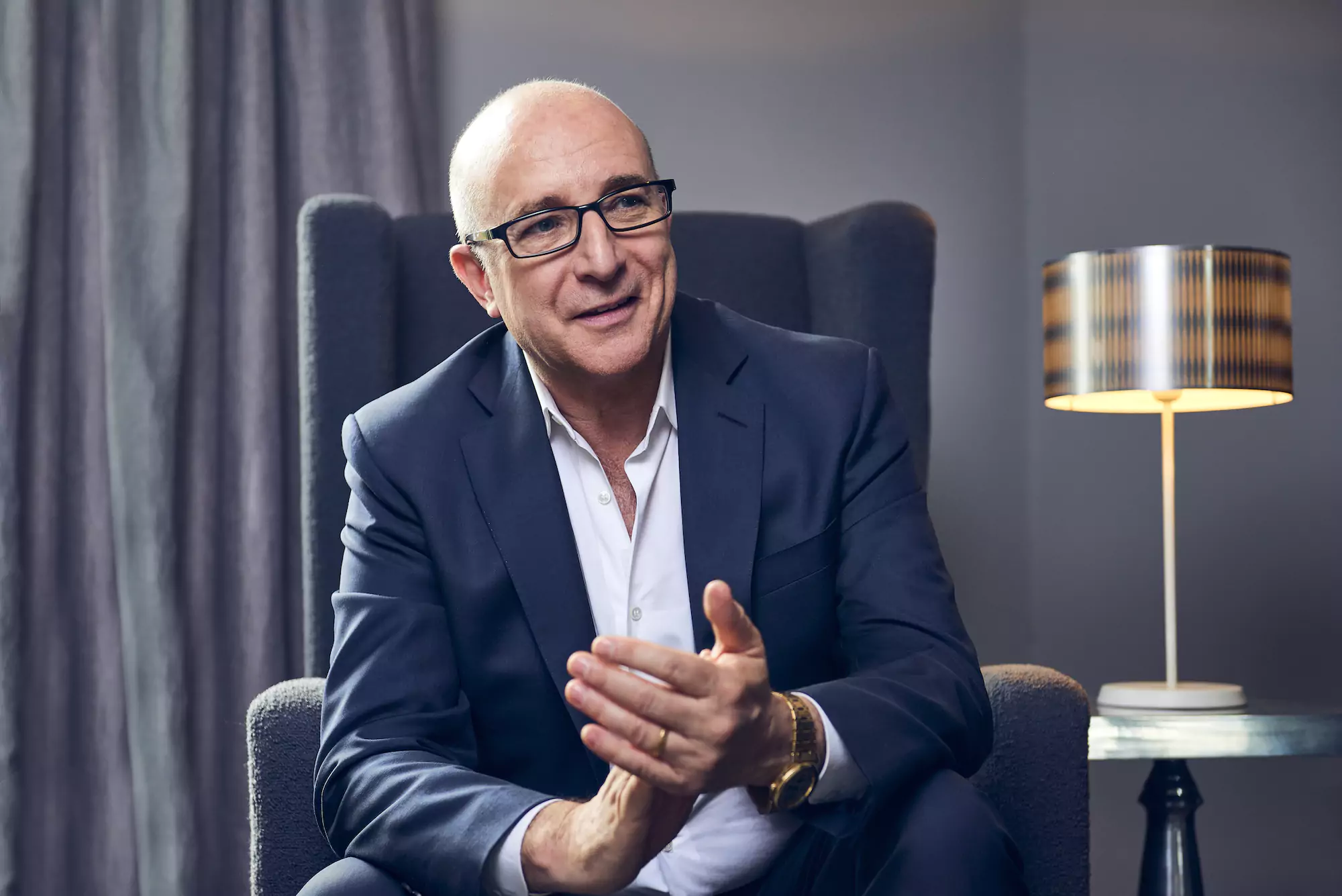 Paul McKenna, UK's #1 hypnotherapist and the trainer of the Mindvalley Certified Hypnotherapist program
