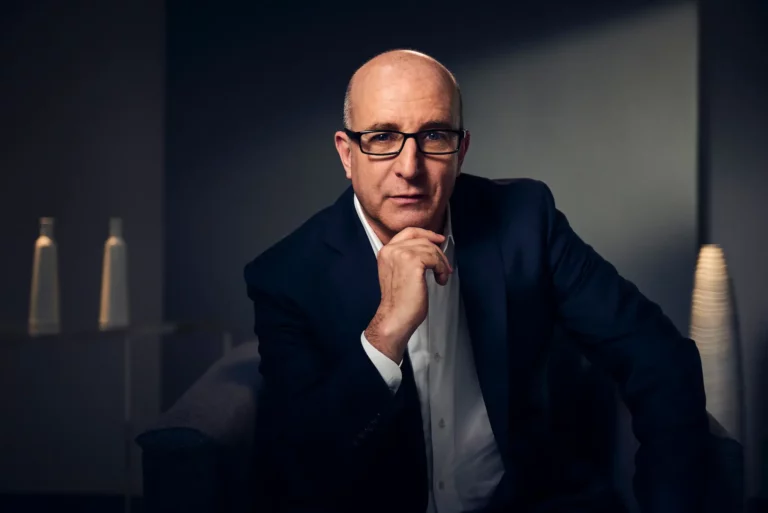 How to Become a Hypnotherapist by Paul Mckenna