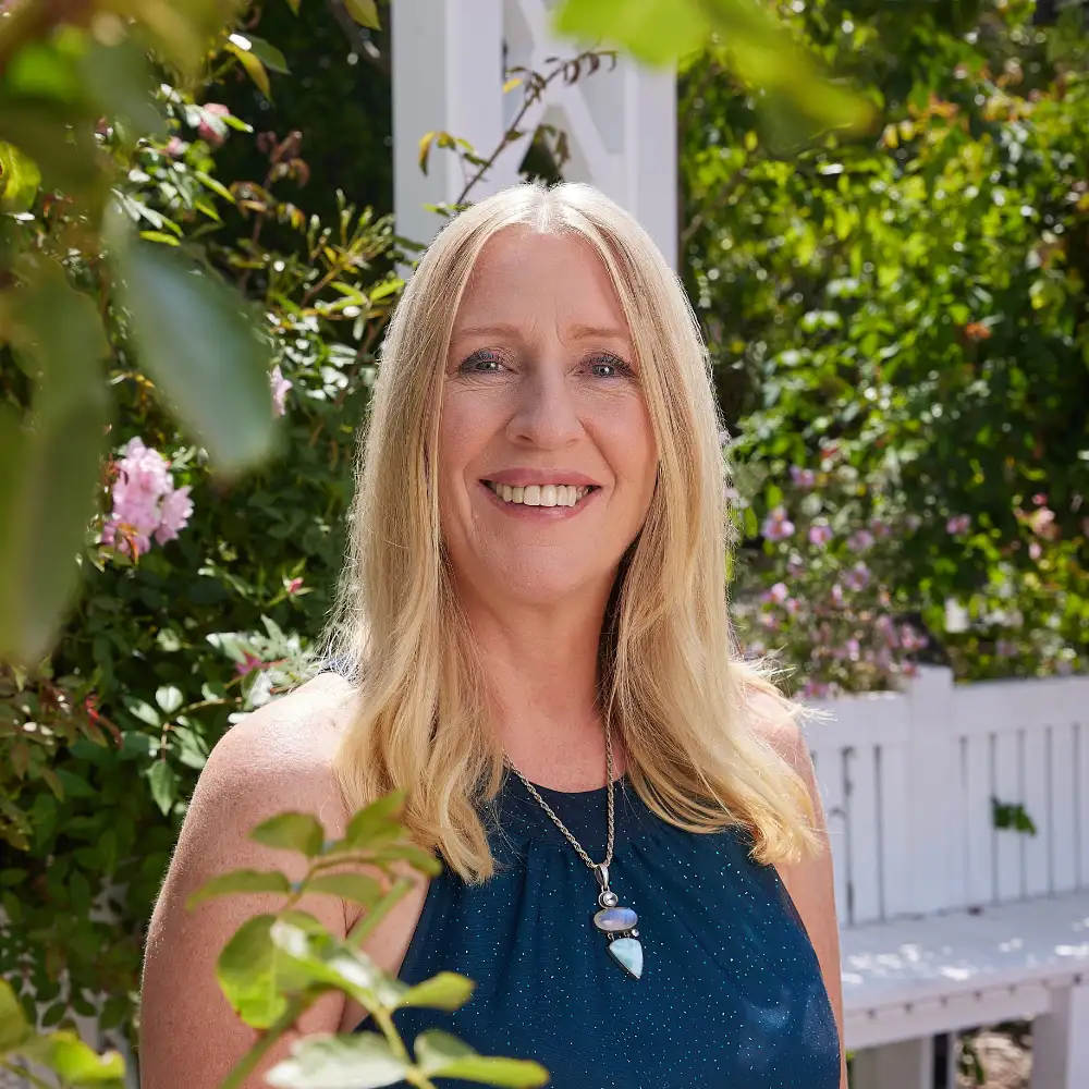 Ariya Lorenz, a highly sought-after master healer