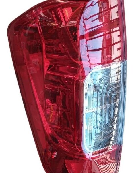 Farol Trasero Nissan Np300 Izquierdo