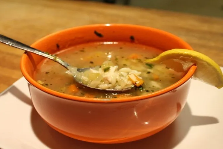Lemon Chicken Orzo Soup (16 oz)