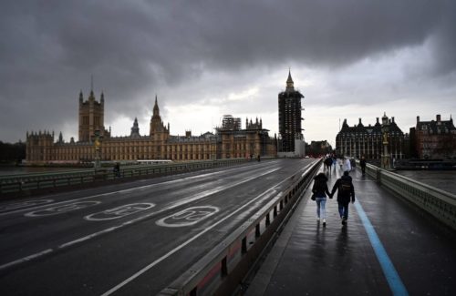 El entorno del Parlamento de Londres, sin apenas turistas por el coronavirus | EFE