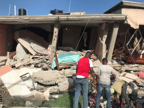 Primeras imágenes de los daños por el terremoto en Haití