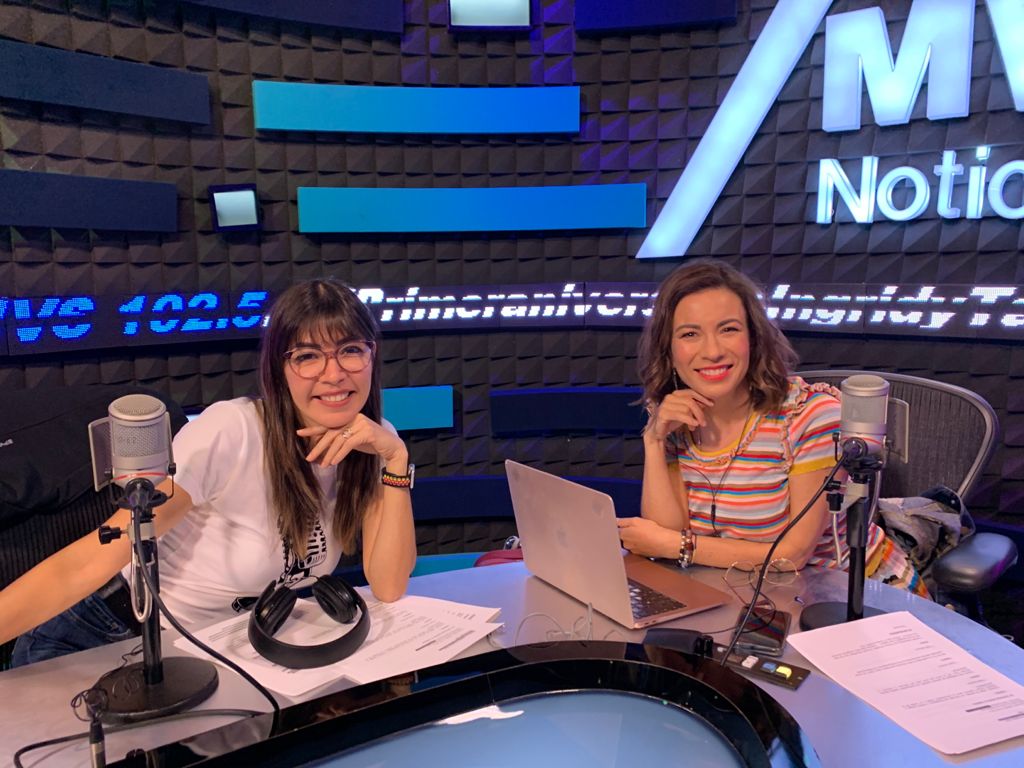 Ingrid y Tamara en MVS 102.5