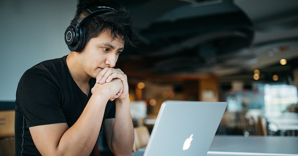 Amazon seller watches free education webinar