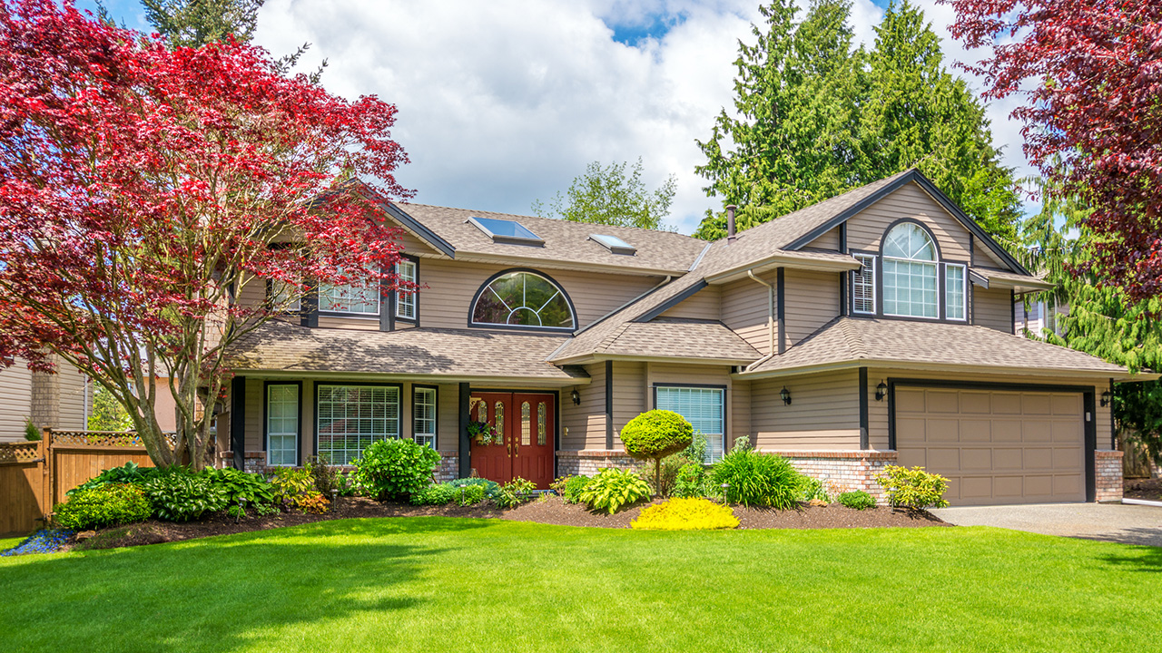 8 Tips To Make Your Real Estate Listing Photos Stand Out From The Crowd