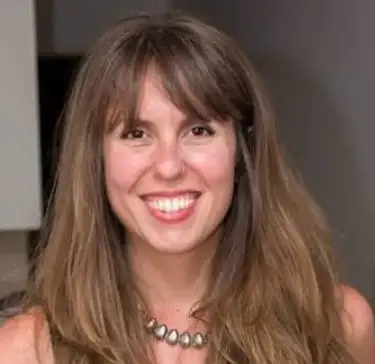 María Fernanda licensed social anxiety therapist in Dubai