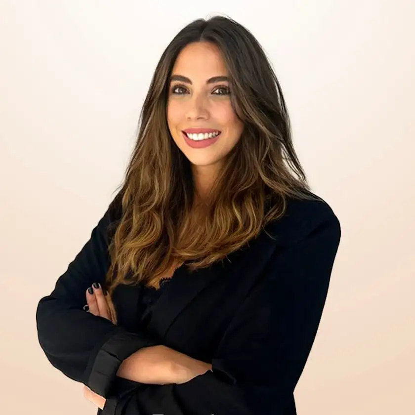 Léa-Maria Abillamah licensed life transitions therapist in Dubai
