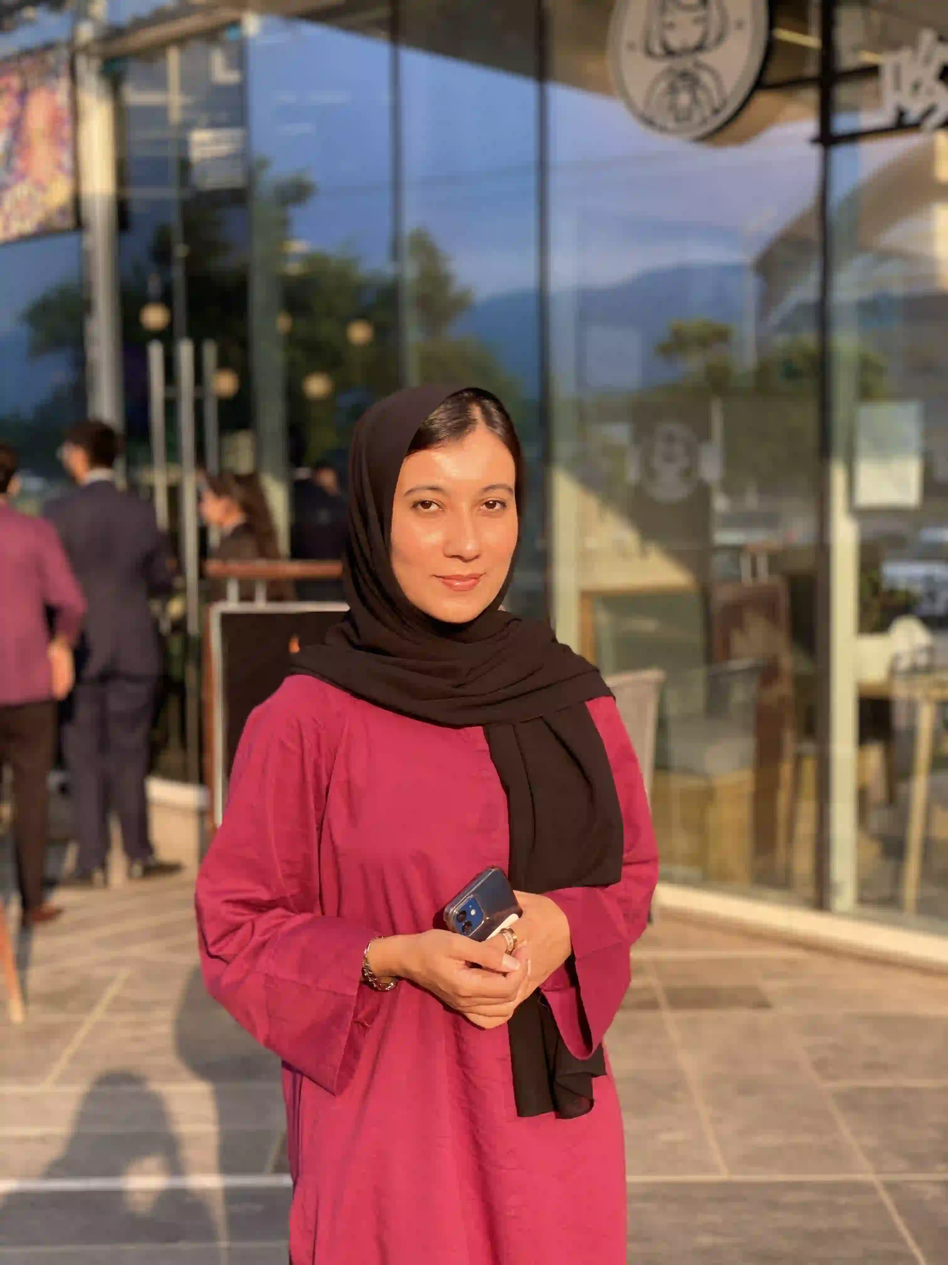 Mahnoor Niaz licensed depression therapist in Dubai