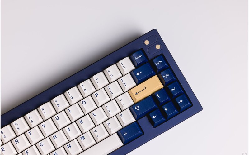 GMK Rudy R2