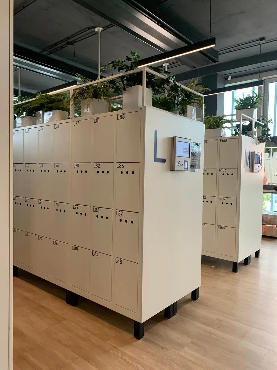 Smart locker use case for Offices and buildings