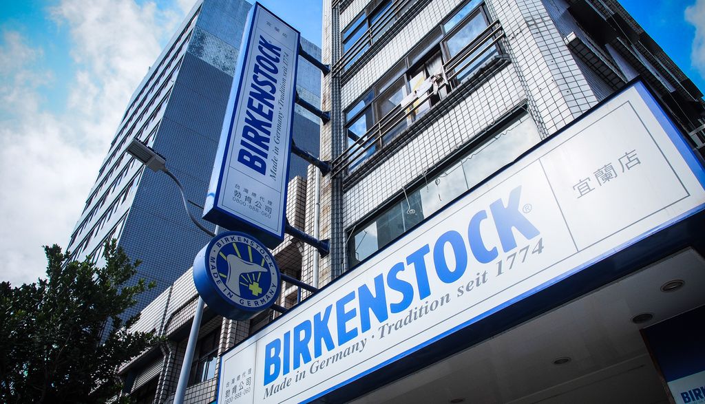 BIRKENSTOCK 勃肯