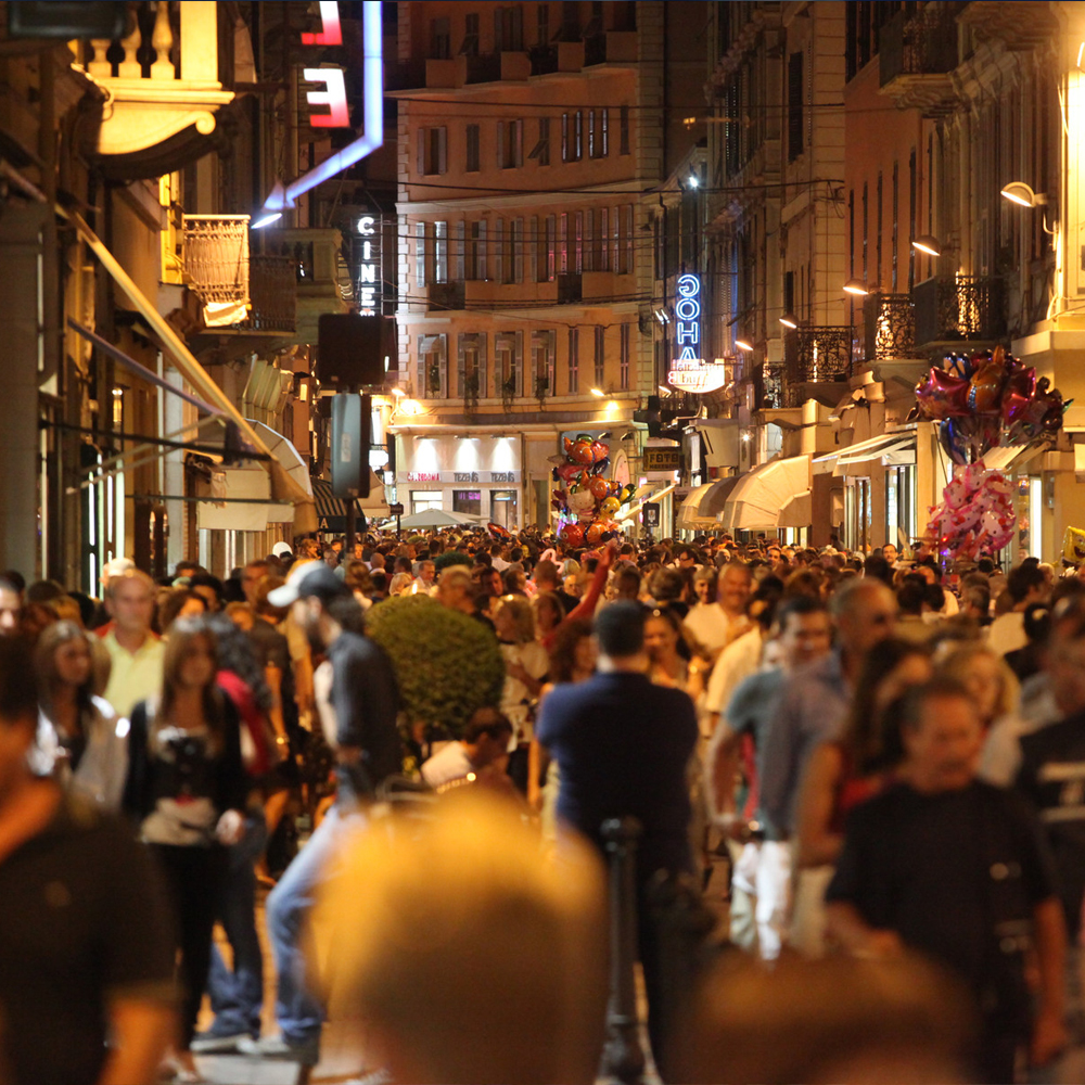 Où se trouve la meilleure vie nocturne de Naples ?