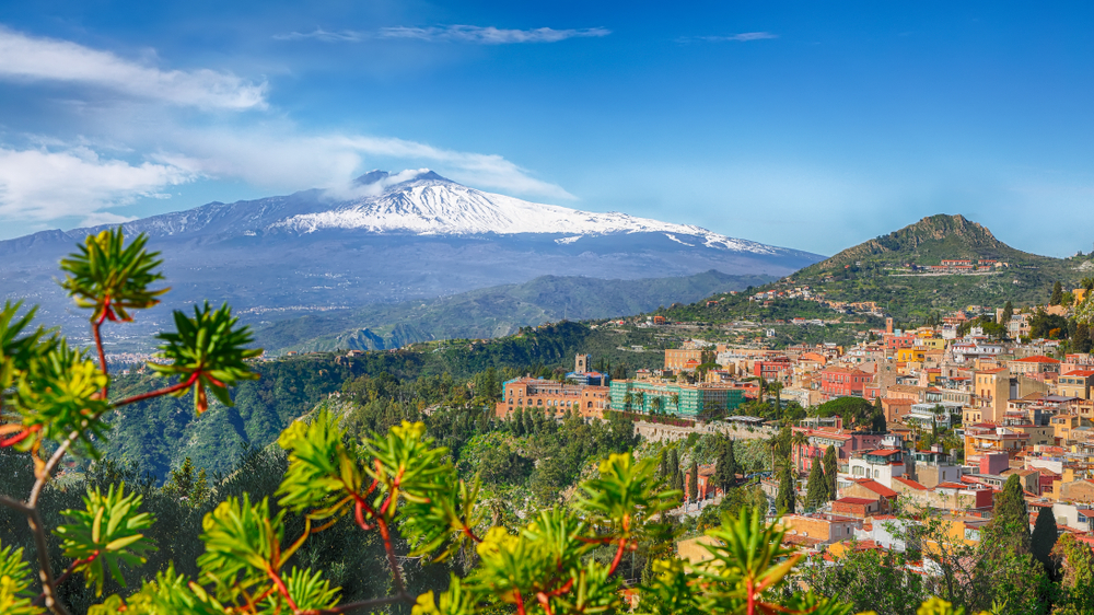 ¿Qué tamaño tiene Sicilia?