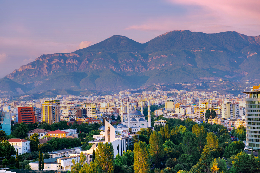 Paesaggio tirana