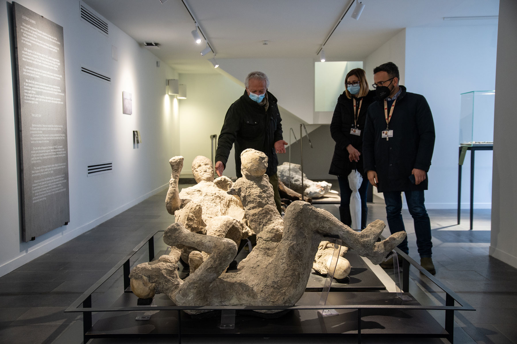 Pompeii displays treasures at reopened Antiquarium museum