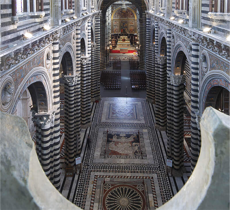 El suelo del Duomo de Siena al descubierto