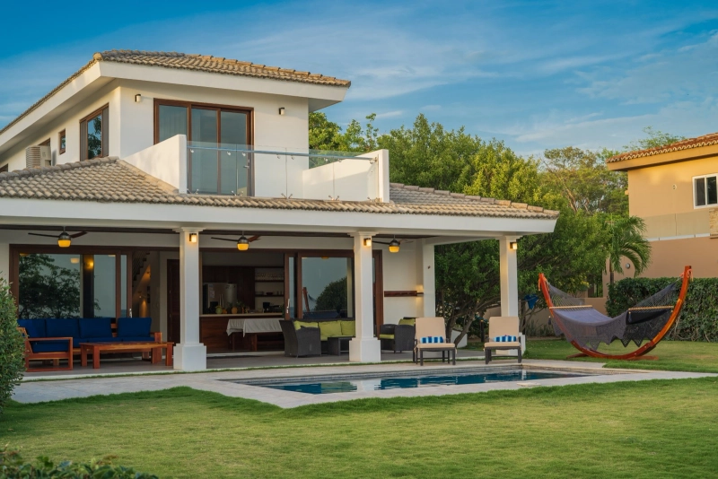 Ventana a las Olas (main house only)