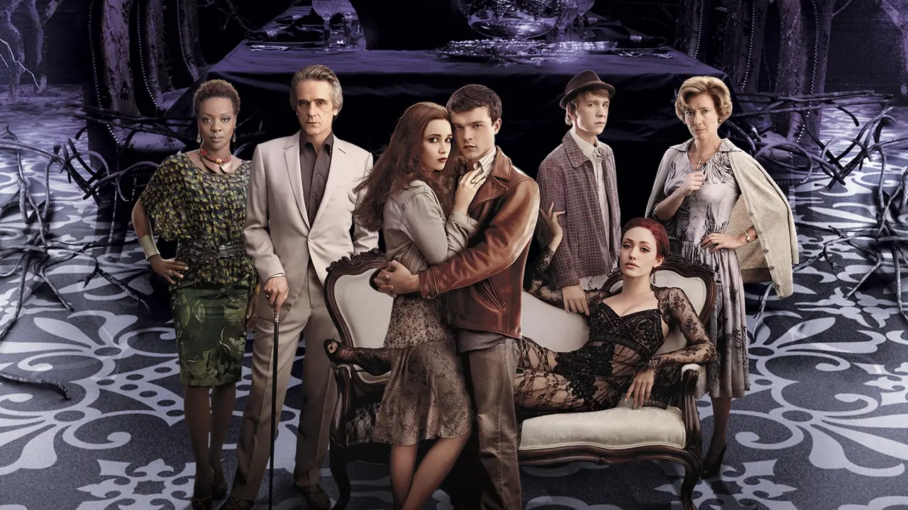 Beautiful Creatures Review: Magic, Wit, and Unexpected Charms Review of Beautiful Creatures
