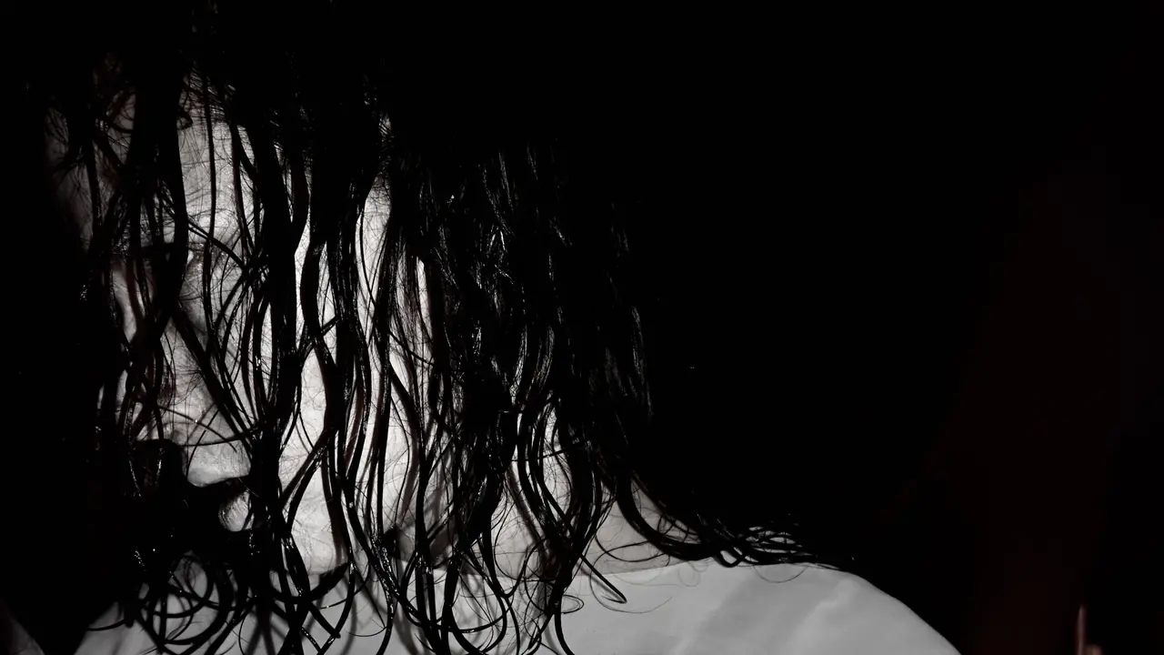Dracula Review: More Lust Than Love, Less Bite Review of Dracula