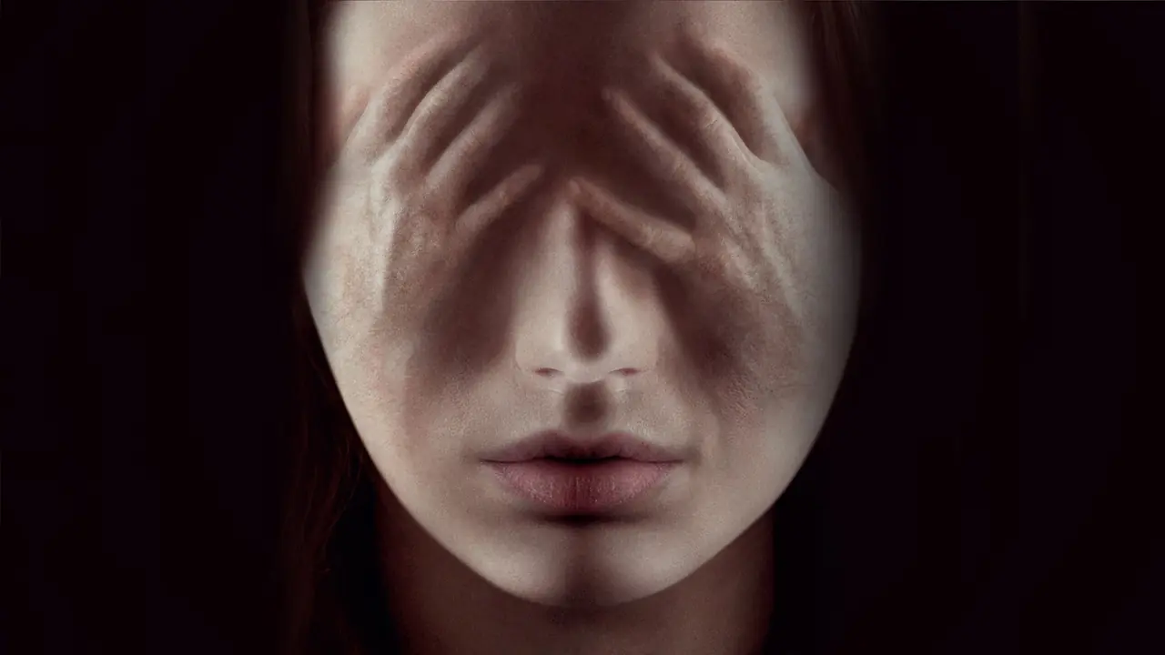Oculus Review: A Mind-Bending Mirror's Twisted Game Review of Oculus