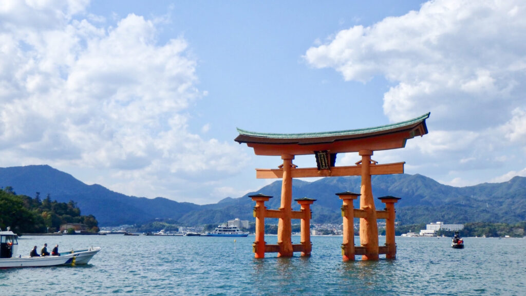 厳島神社