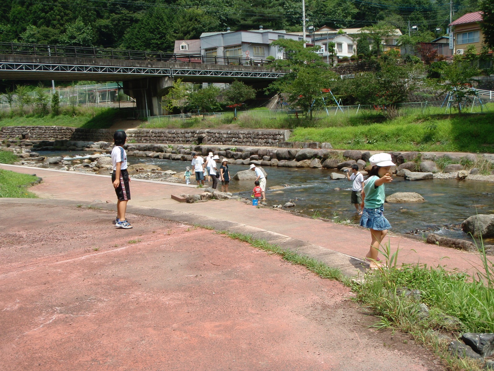 晩釣りせせらぎ公園 沢渡温泉組合