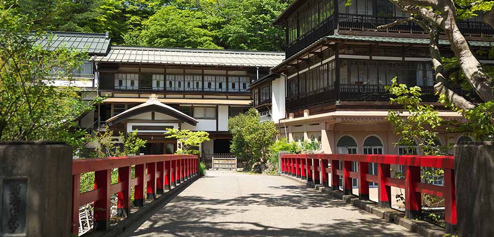 積善館 本館q