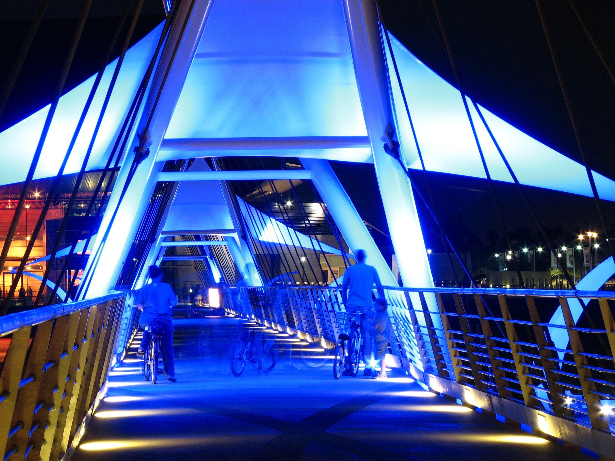 Laura Bavetz - Blue Ghosting