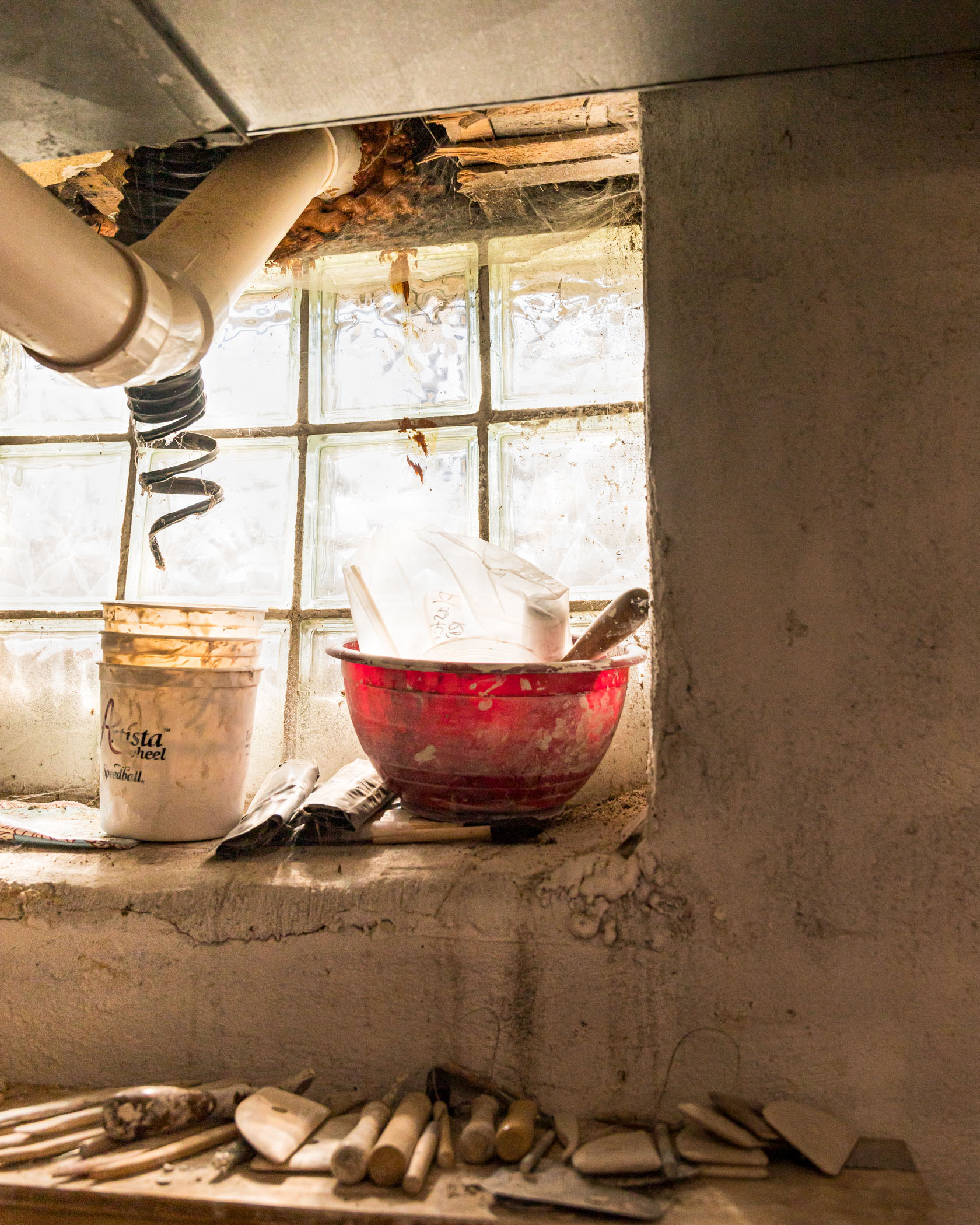 Kirsten Barry - The Potter's Shelf