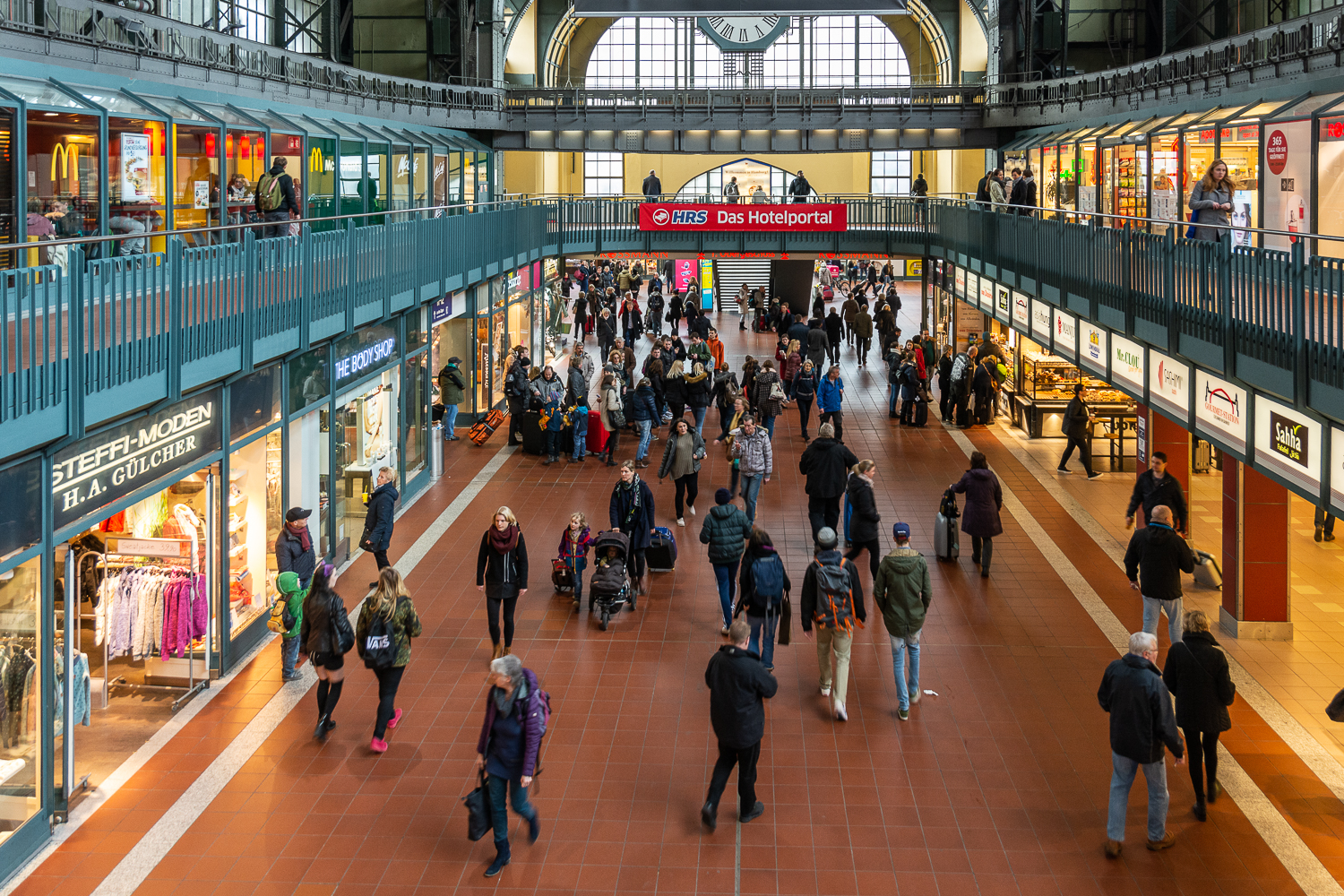 Mark Siragusa - Hamburg Train Station