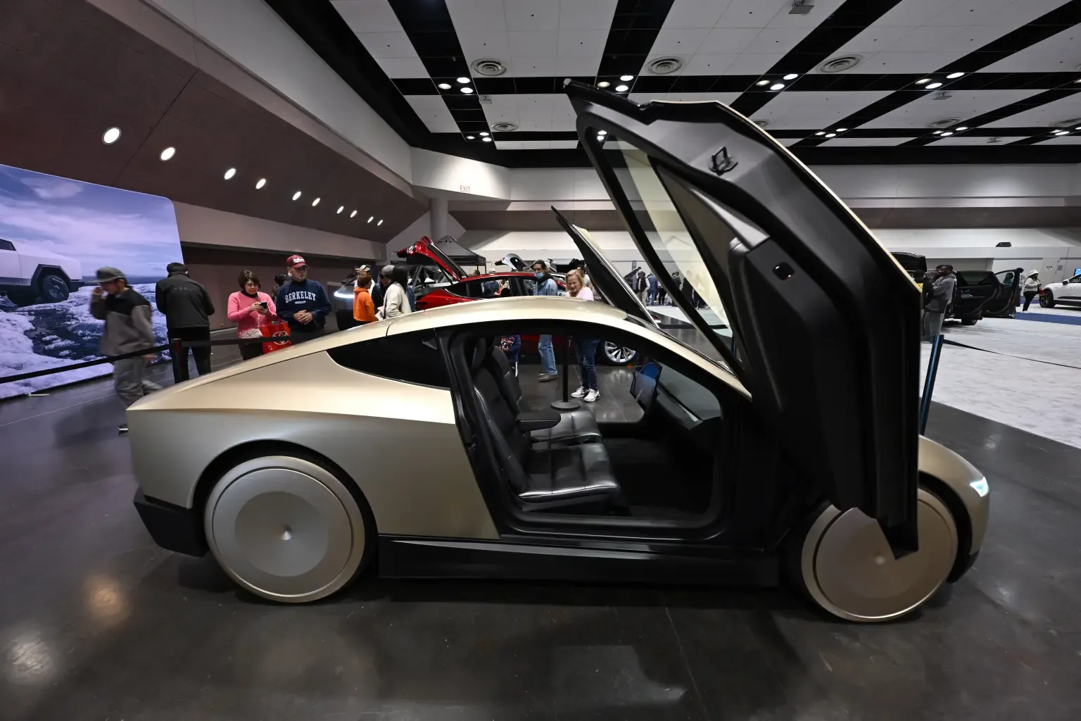 Tesla 20 1.webp
