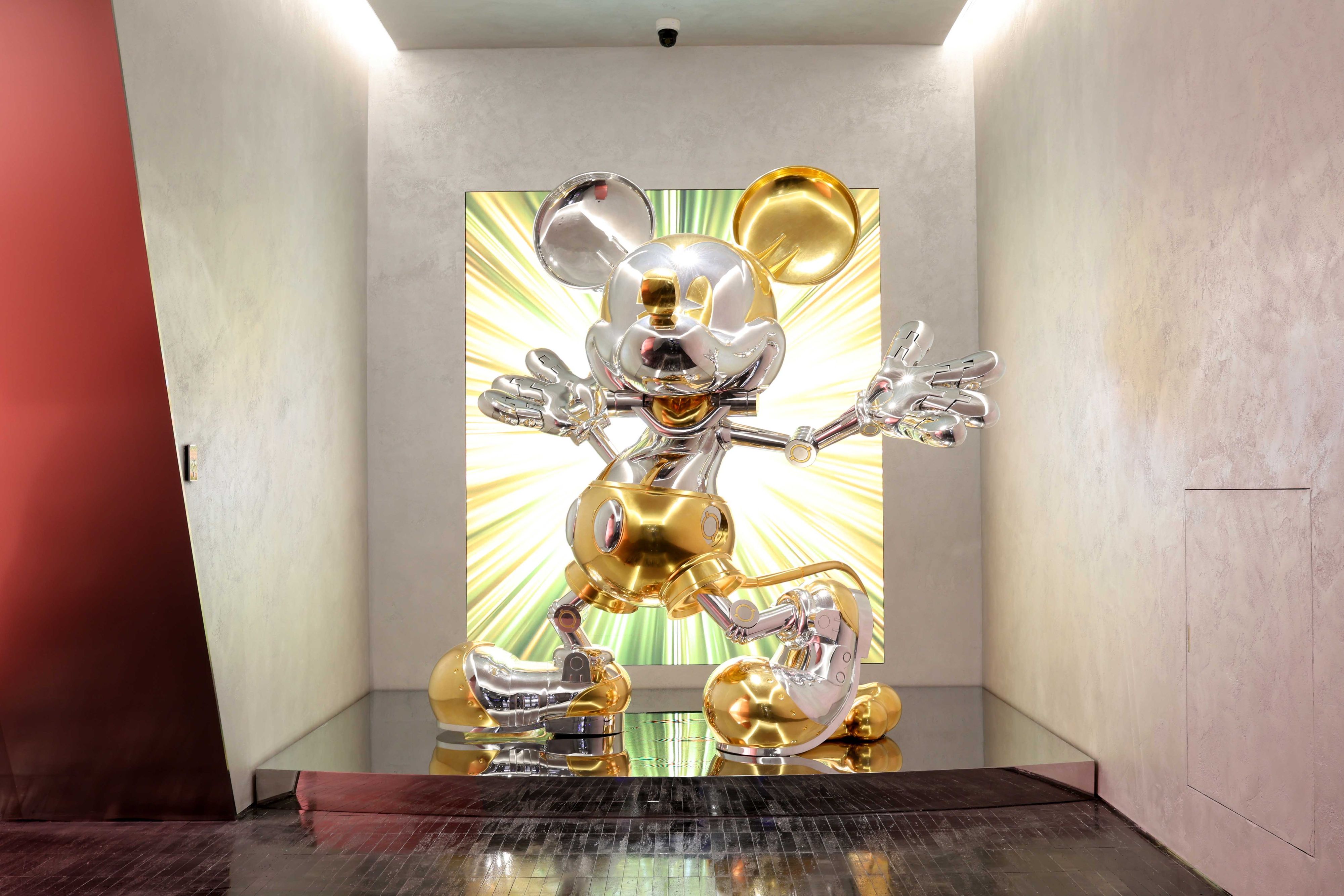 NANZUKA - Contemporary Art Gallery