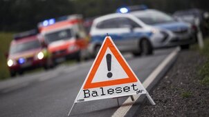 Brutális baleset az M43-es autópályán, teljes az útzár